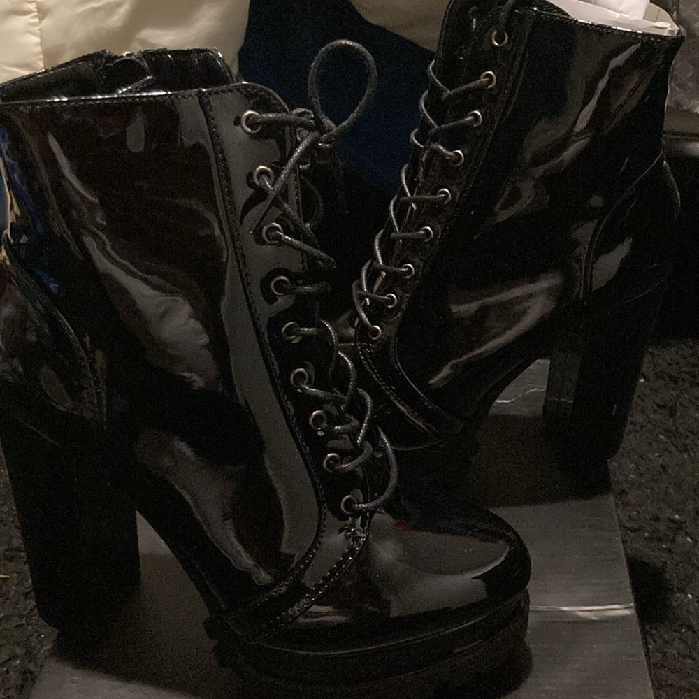 Fashion Nova Glossy Black Lace-Up Boots